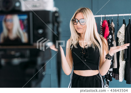 fashion stylist vlog video streaming showroom 43643504