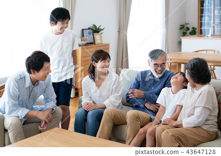 Family three generations family 43647128