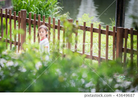 Children's Girls Kids Playground Garden Zoo 43649687