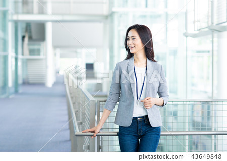 Business woman Business woman 43649848