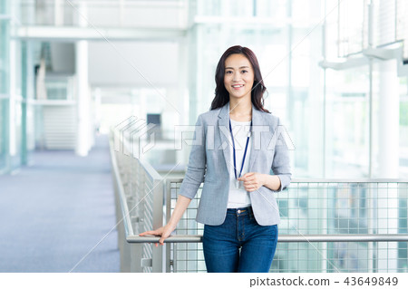 Business woman Business woman 43649849