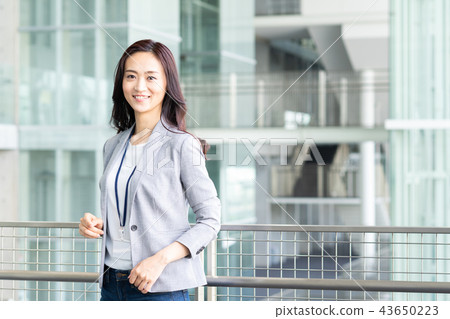 Business woman Business woman 43650223