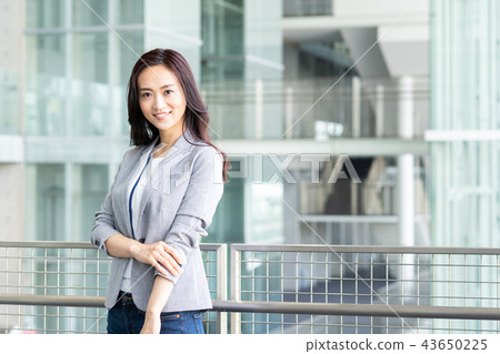 Business woman Business woman 43650225