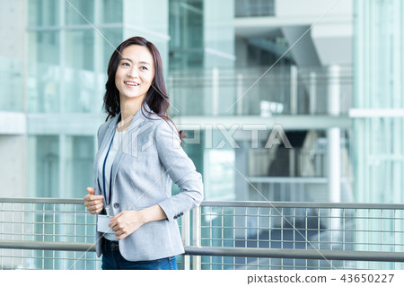 Business woman Business woman 43650227