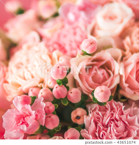 Close up pink bouquet, copy space Close up pink bouquet, copy space 43651074