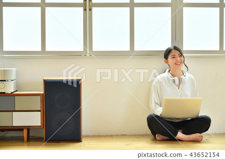 女生 女孩 女性 43652154