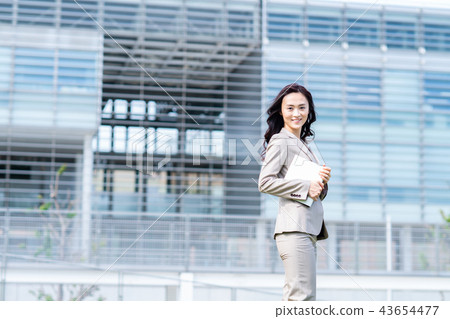 Business woman 43654477