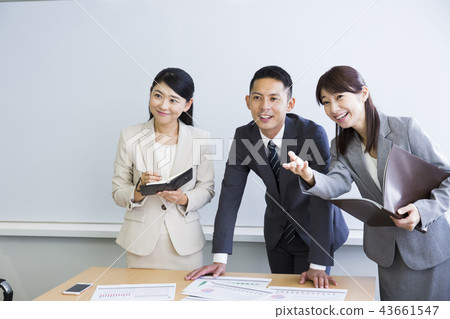 Meeting presentation meeting meeting business Meeting presentation meeting meeting business 43661547