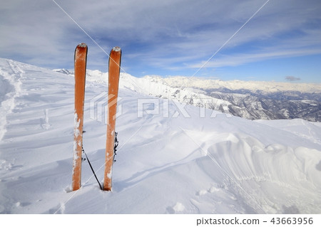 Ski tour equipment 43663956