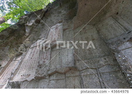 寺廟的山寺 寺廟的山寺 43664976