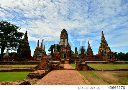 Wat Chai Watthana Lahm 43666278