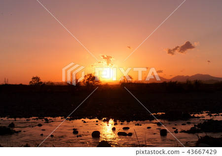 鬼怒川和日落 43667429