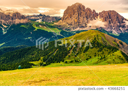 View of the limestone Italian Alps, the Dolomites 43668251
