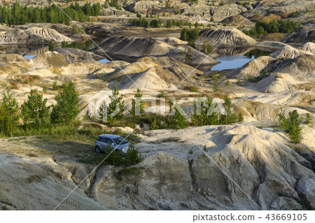 quarry for kaolin extraction 43669105