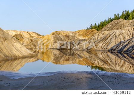quarry for kaolin extraction quarry for kaolin extraction 43669112