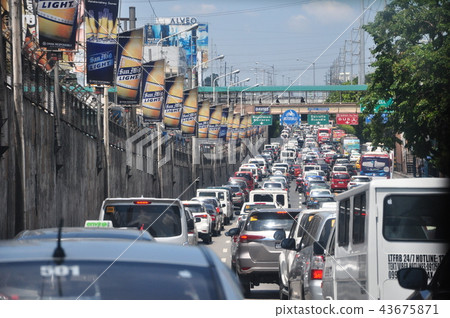 Traffic jam Traffic jam 43675871