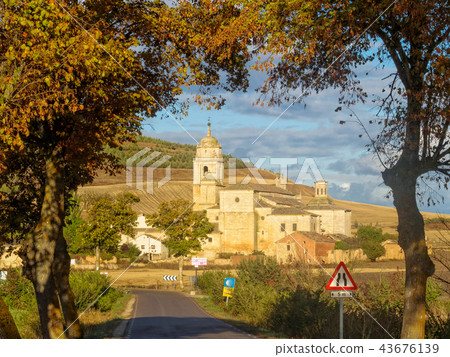 Church of Santa Maria del Manzano - Castrojeriz 43676139