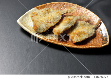 炸竹莢魚 炸竹莢魚 43678073