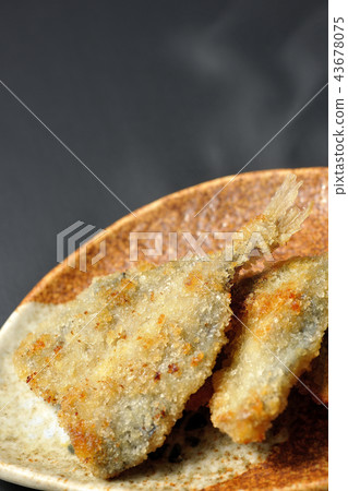 炸竹莢魚 炸竹莢魚 43678075