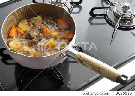 Make meat and potatoes. Make meat and potatoes. 43680089
