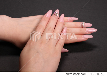 美甲 美甲 43680150
