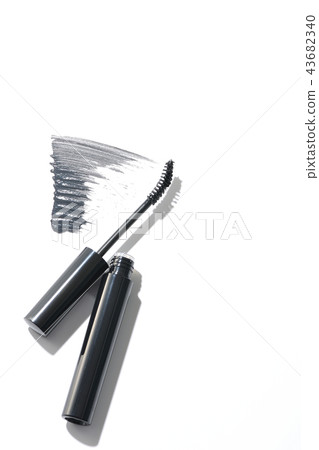 黑色睫毛膏 43682340