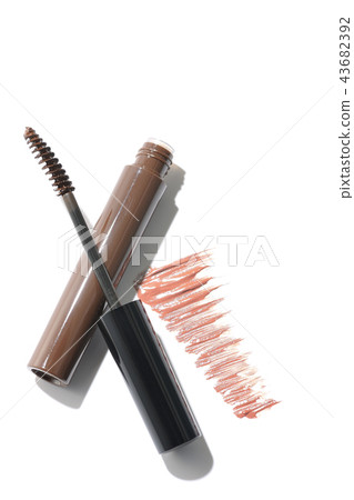 Brown mascara Brown mascara 43682392