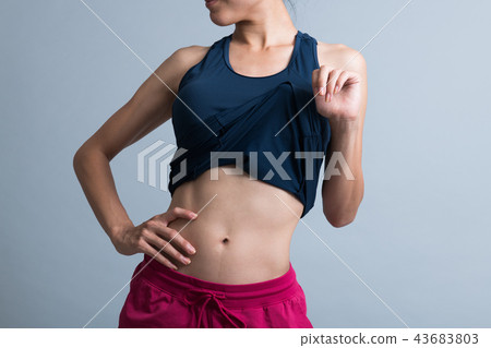 運動員年輕日本女人 43683803