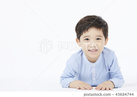 男孩，韓國人 43684744