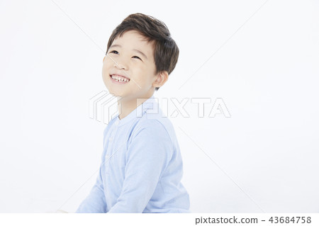 男孩,韓國人 男孩,韓國人 43684758