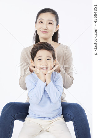 家庭,母親,兒子,韓國人 家庭,母親,兒子,韓國人 43684851