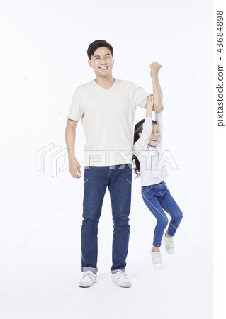 爸爸,女兒,家庭,韓國人 爸爸,女兒,家庭,韓國人 43684898