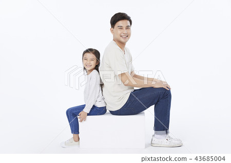 爸爸,女兒,家庭,韓國人 爸爸,女兒,家庭,韓國人 43685004