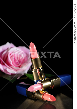 玫瑰和口紅 43685421