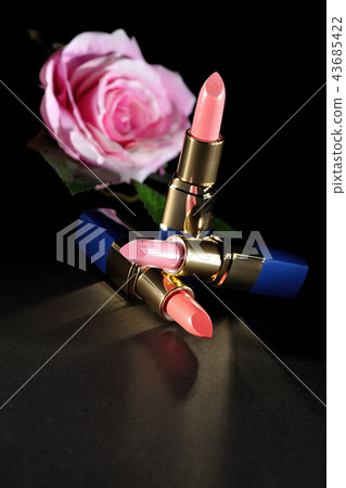 玫瑰和口紅 玫瑰和口紅 43685422