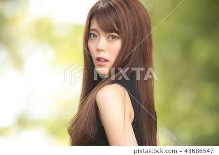 Female portrait Female portrait 43686547
