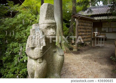 Monkey stone statue of Sarumaru Shrine (Kyoto) 43690685