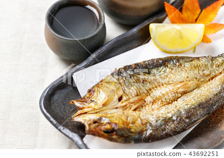 打開炸沙丁魚 43692251