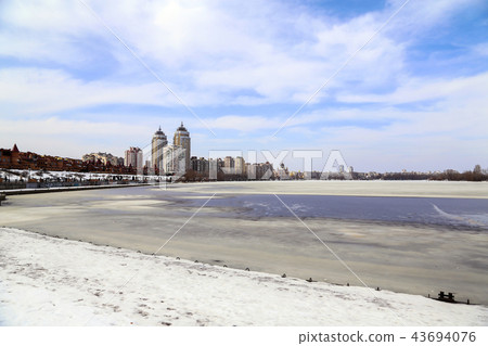 Kiev, capital city of Ukraine in winter. Kiev, capital city of Ukraine in winter. 43694076