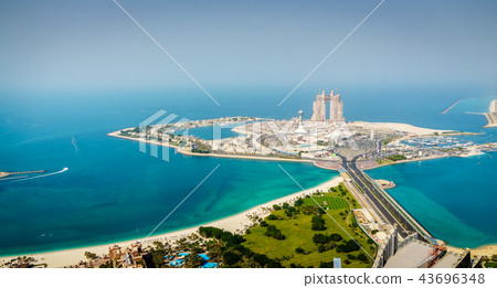 Marina Mall island in Abu Dhabi 43696348