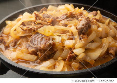 Potatoes 43696862