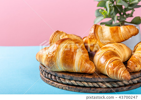 Freshly baked croissants Freshly baked croissants 43700247