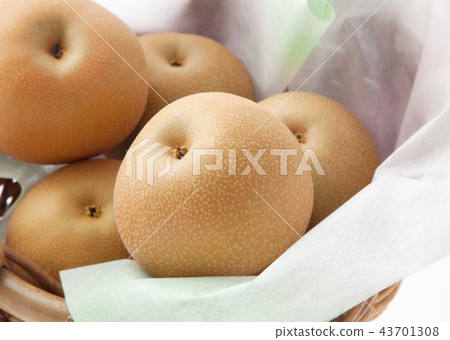 pear pear 43701308