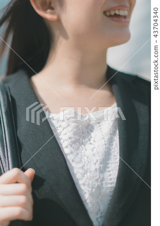 female business person, career woman, businessperson 43704340