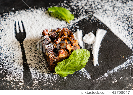 brownie with mint brownie with mint 43708047