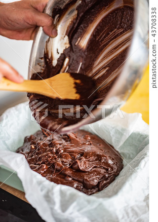 chef at work 43708338