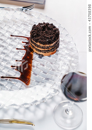 chocolate cake with sherry 43708398