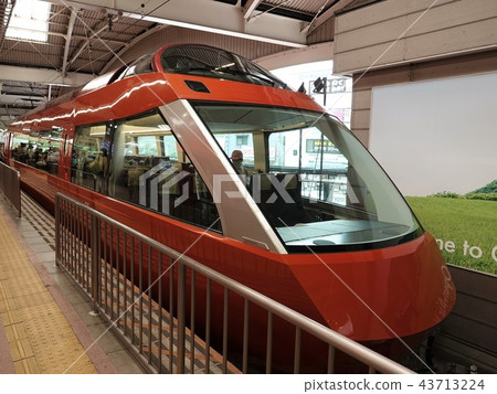 停止小田急浪漫汽車 43713224