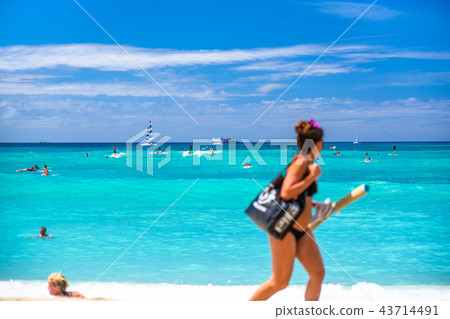 "Hawaii" Waikiki Beach / Oahu Island 43714491