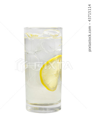 Summer cocktail on isolated white background Summer cocktail on isolated white background 43715114